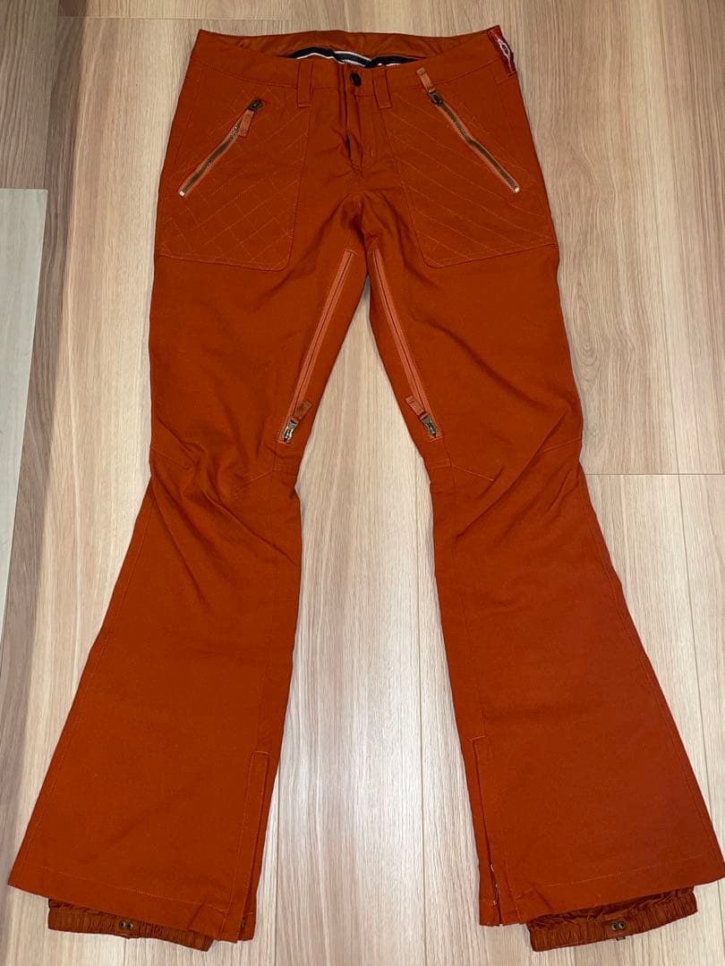 美品　BURTON スノーボードパンツ　レディース　サイズS