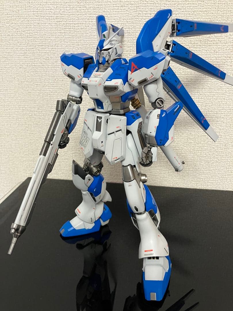 【最終値下】MG Hi ν ガンダム　塗装済完成品