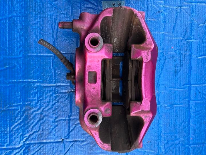 トヨタ　30セルシオ ビッグ　キャリパー　フロントのみ