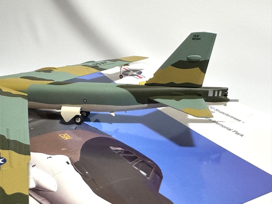 航空機・ヘリコプター herpa 1/200 B-52G Stratofortress