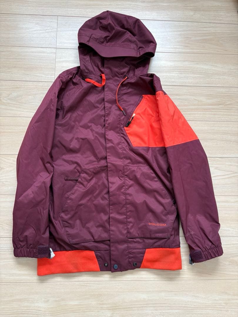 VOLCOM　スノーボード　ウェア