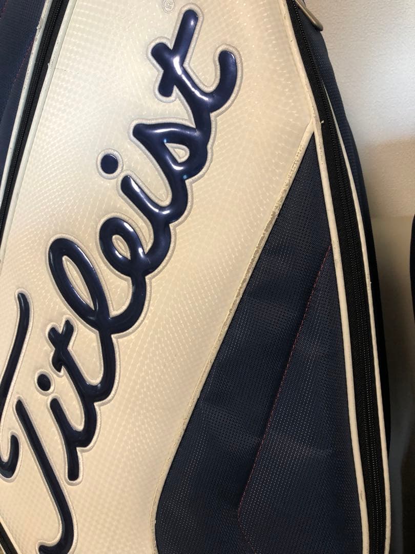 【送料込み】人気商品　タイトリスト 9型 5口枠 ゴルフバッグ