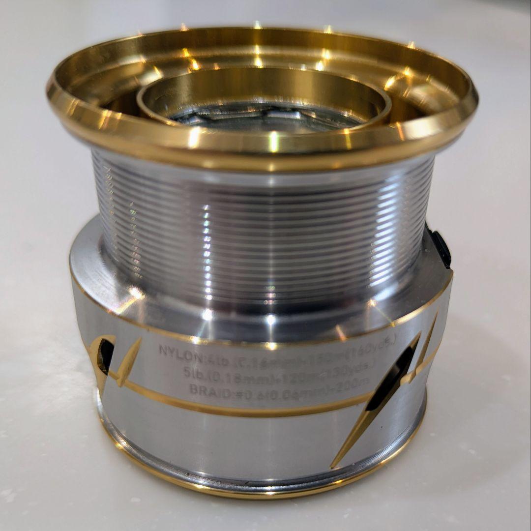 ダイワ　20ルビアスFC LT 2500S-XH クイックドラグノブ