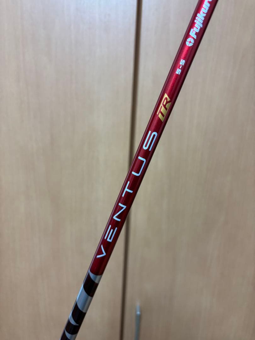 テーラーメイド　ベンタスレッド tr 5S スリーブ付き