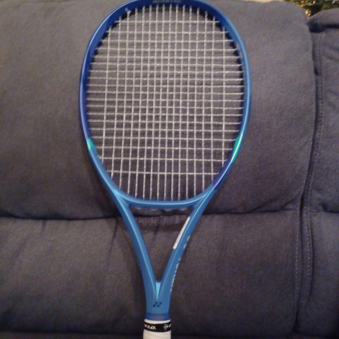 ヨネックス　EZONE98(2本セット) グリップサイズ3:ラケットバック付き