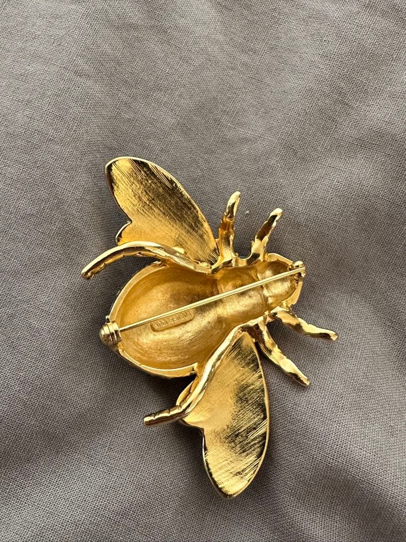 VOGUE BIJOUX 蜂モチーフ ブローチ 希少ヴィンテージ
