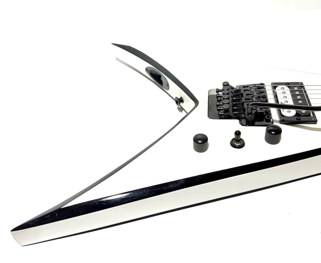 【美品】Jackson KING V VS32 White with Black