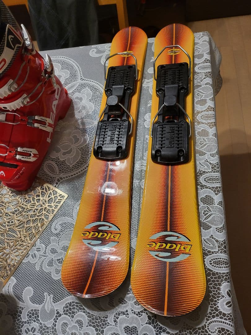 HEAD ブーツとスキー板26.5。