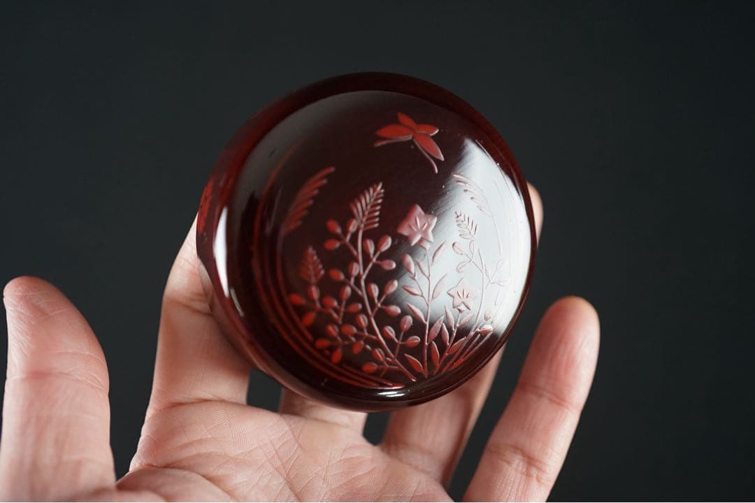 新井司峰 作 秋草蒔絵 松溜塗 大棗 共箱 共布 茶道具