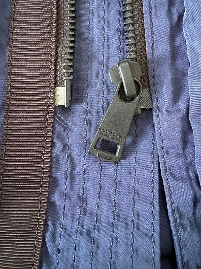 BURBERRY BLACK LABEL ネイビー ナイロンジャケット
