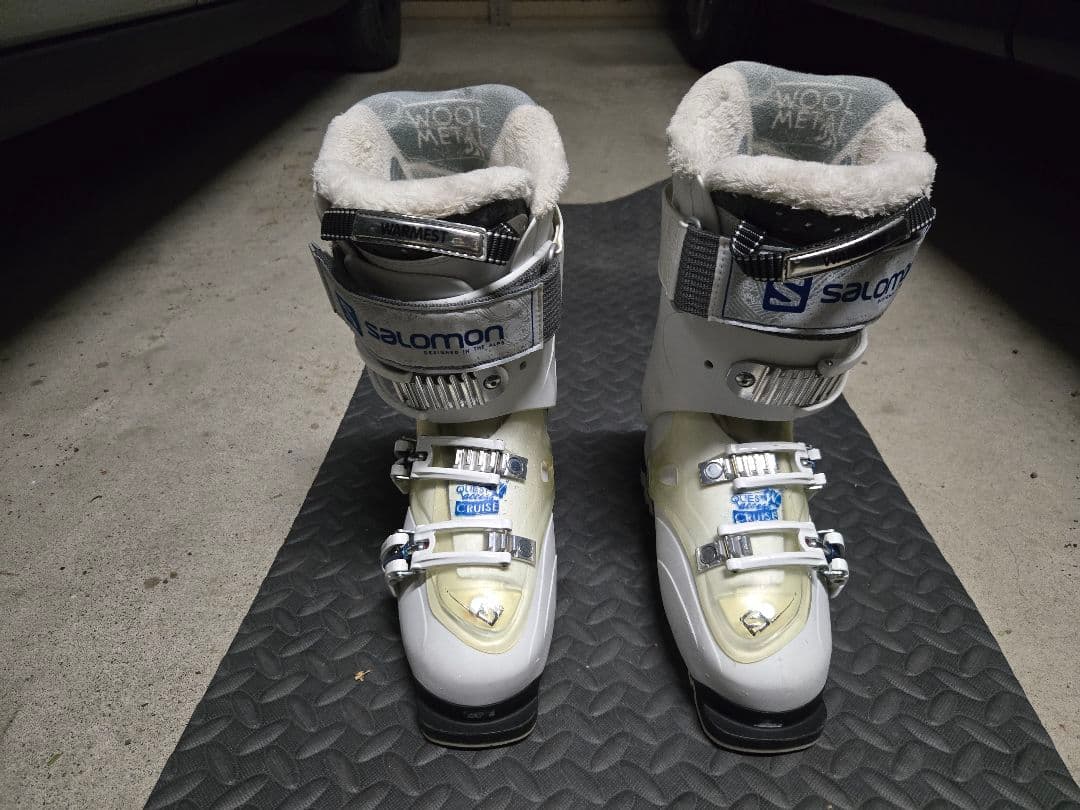 SALOMON　スキーブーツ　24.0 24.5cm