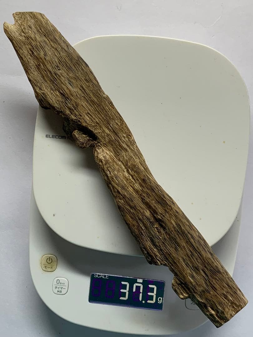 極上緑油伽羅 沈香原木 香木 重さ:37.3g (高ランク本物証明)