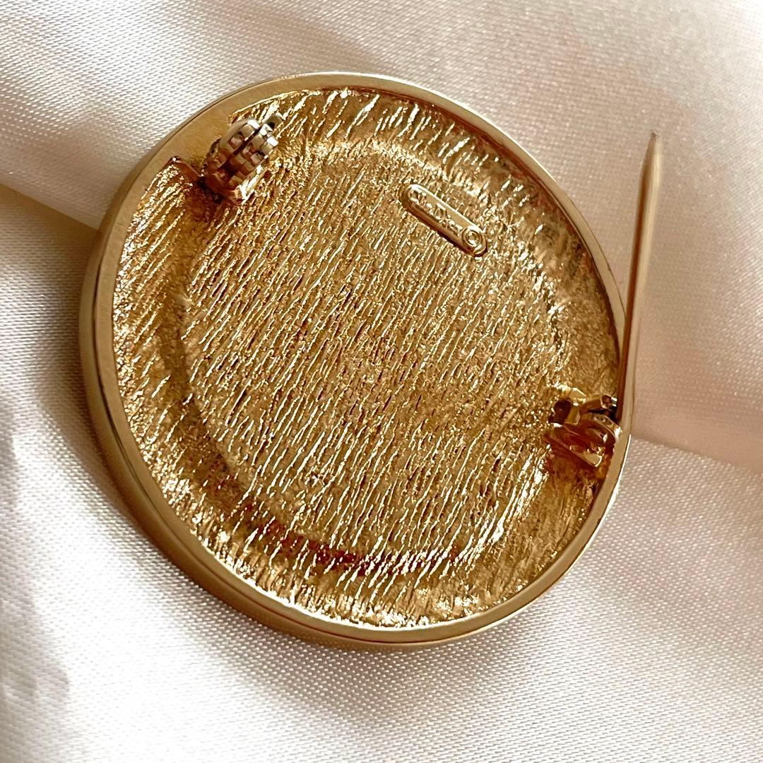 美品　Christian Dior ディオール　ブローチ　CD ロゴ　ゴールド