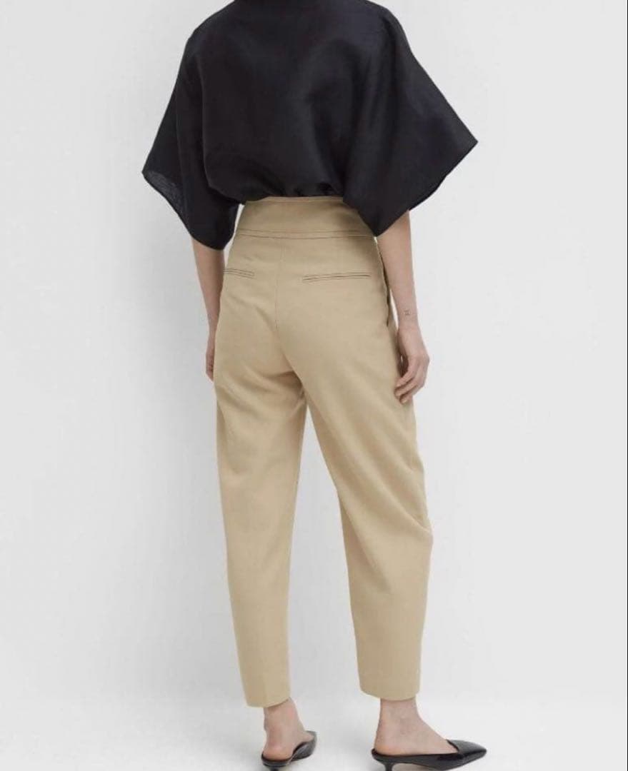 …*様 美品✨TOTEME トーテム タックチノパン テーパードパンツ コクーン