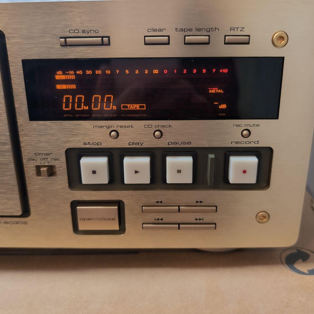 TEAC　カセットデッキV-6030S