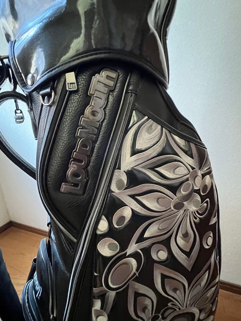 ラウドマウスシャガデリックシルバー刺繍柄ゴルフバッグ