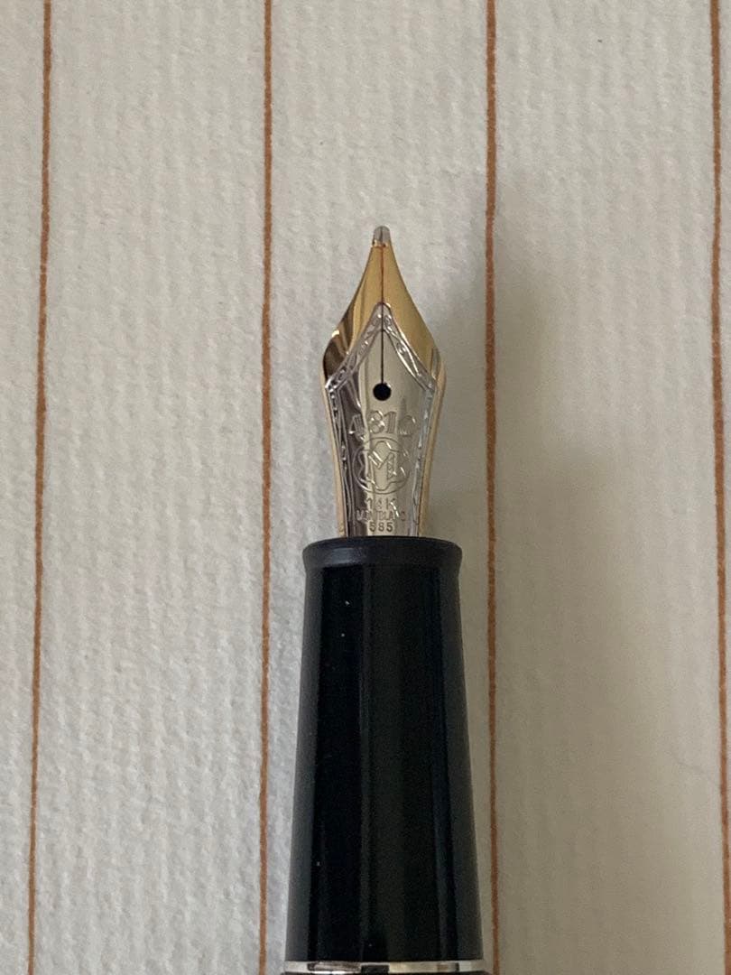 Montblanc（モンブラン）145 PIX 万年筆