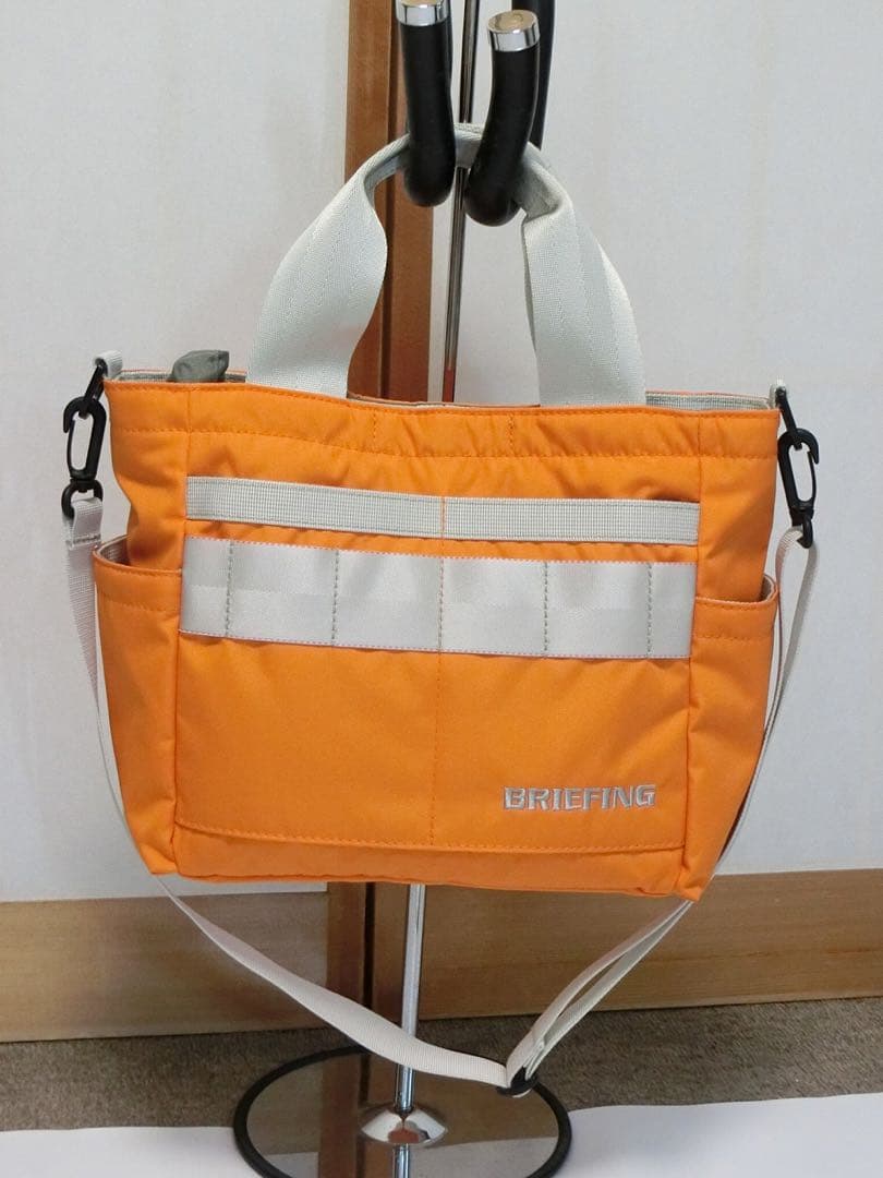限定品 BRIEFING ブリーフィング　オレンジのカートバッグ ラウンドバッグ