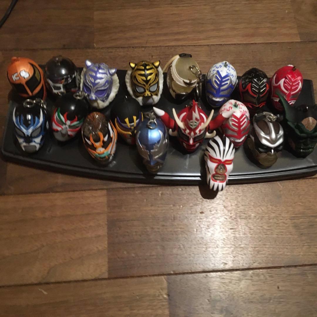 インスパイア　マスクキーホルダー18個セット