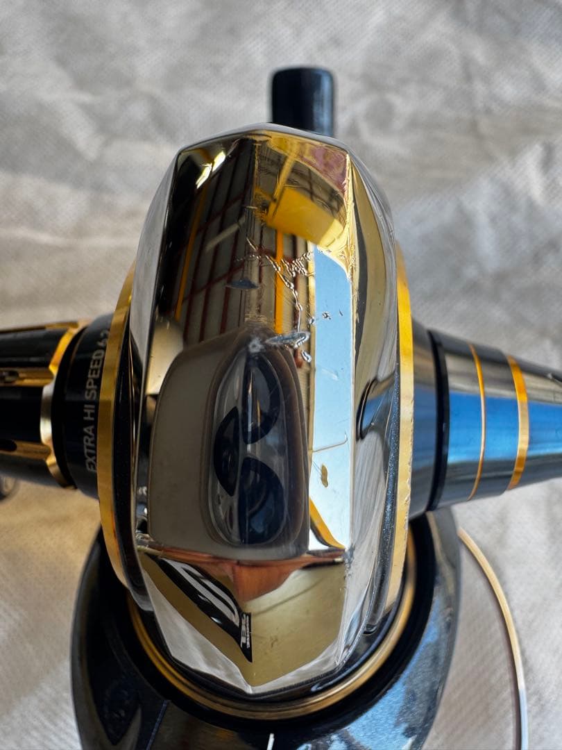 ※訳アリ　23ソルティガ4000XH +ゴメクサスリールスタンド