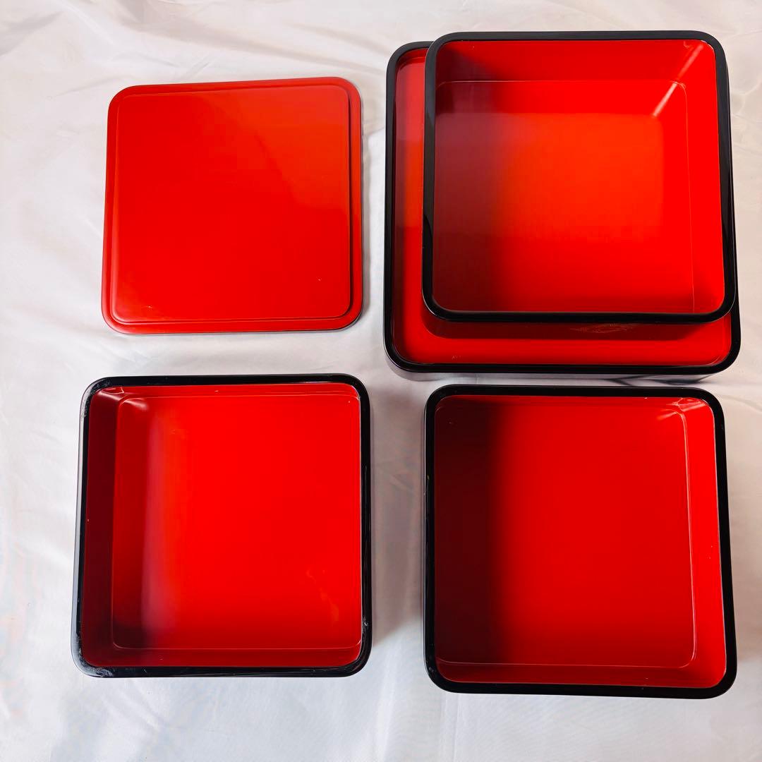 美品 輪島塗 三段重箱 台付き 黒 熨斗 共箱あり 雛祭り お祝い お節 御膳