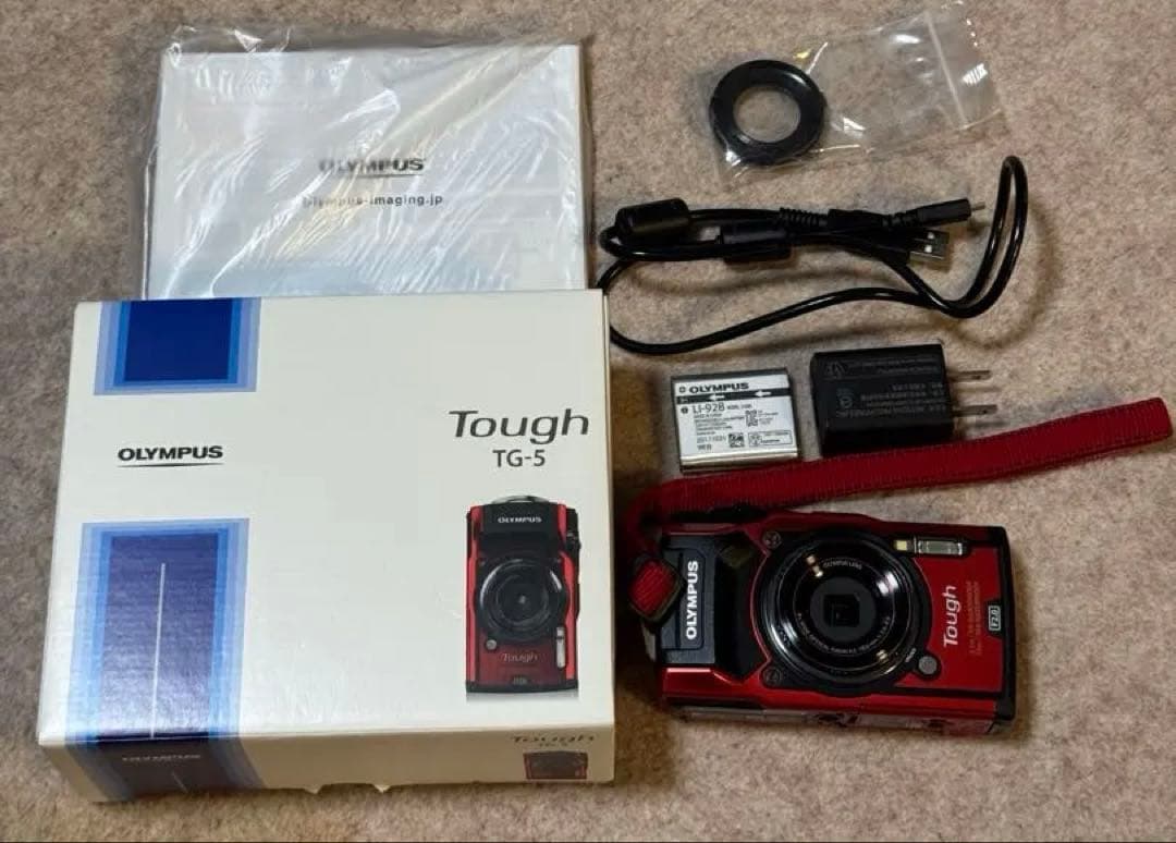 GB　OLYMPUS Tough TG5　レッド