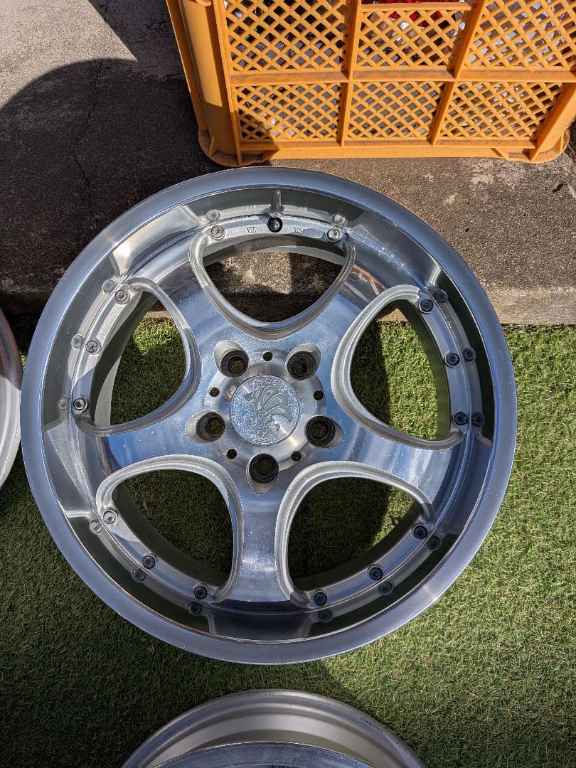深リム17インチ7J +42 PCD114.3 5穴 4本セット