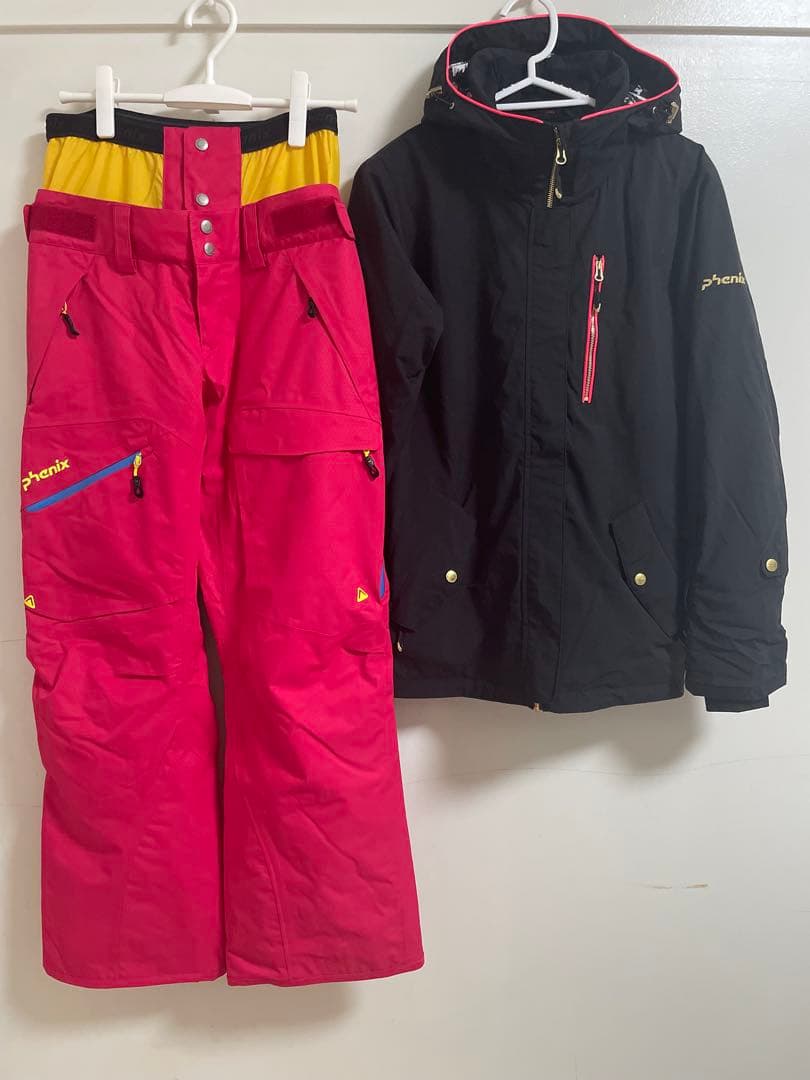 美品Phenix スノーボードウェアセット（黒・ピンク）L