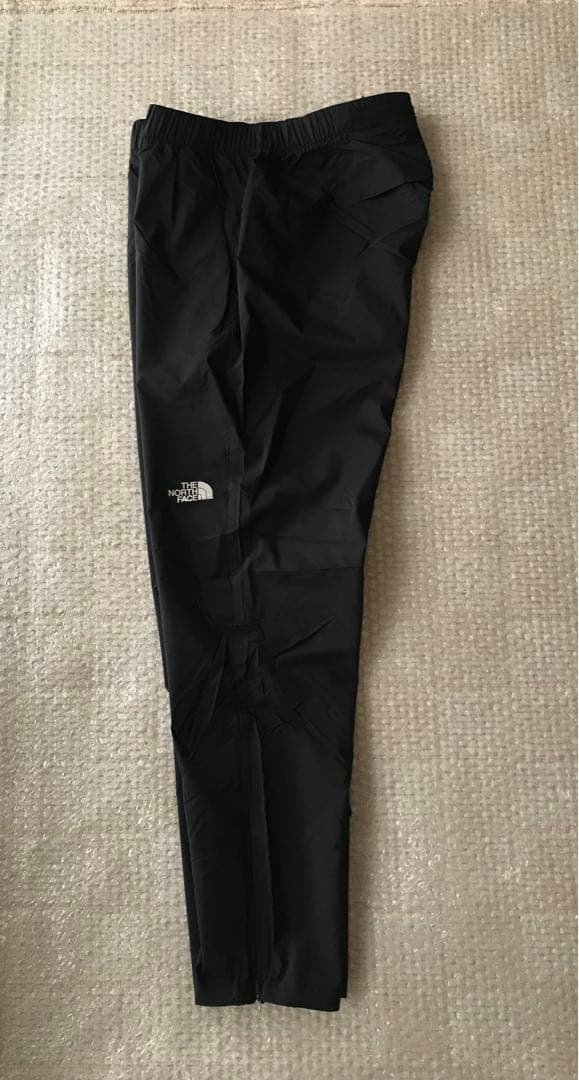 THE NORTH FACE ノースフェイス 軽量　薄手　ランニングパンツ