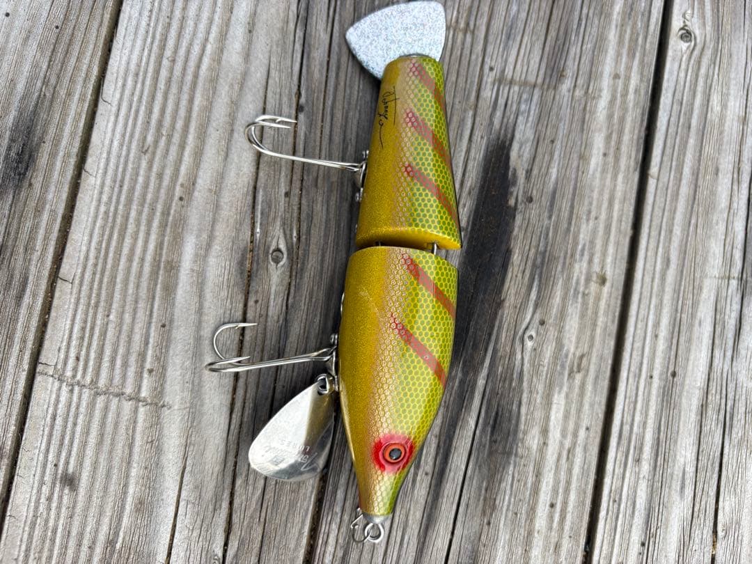 津波ルアーズ　スウィーピージェイグランデ