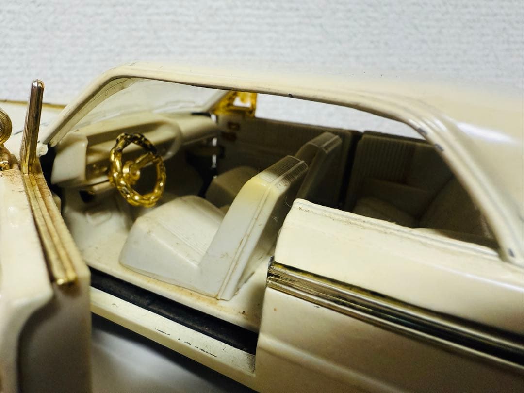 '64 Chevyシボレー Impalaインパラ ローライダー 1/24 改造