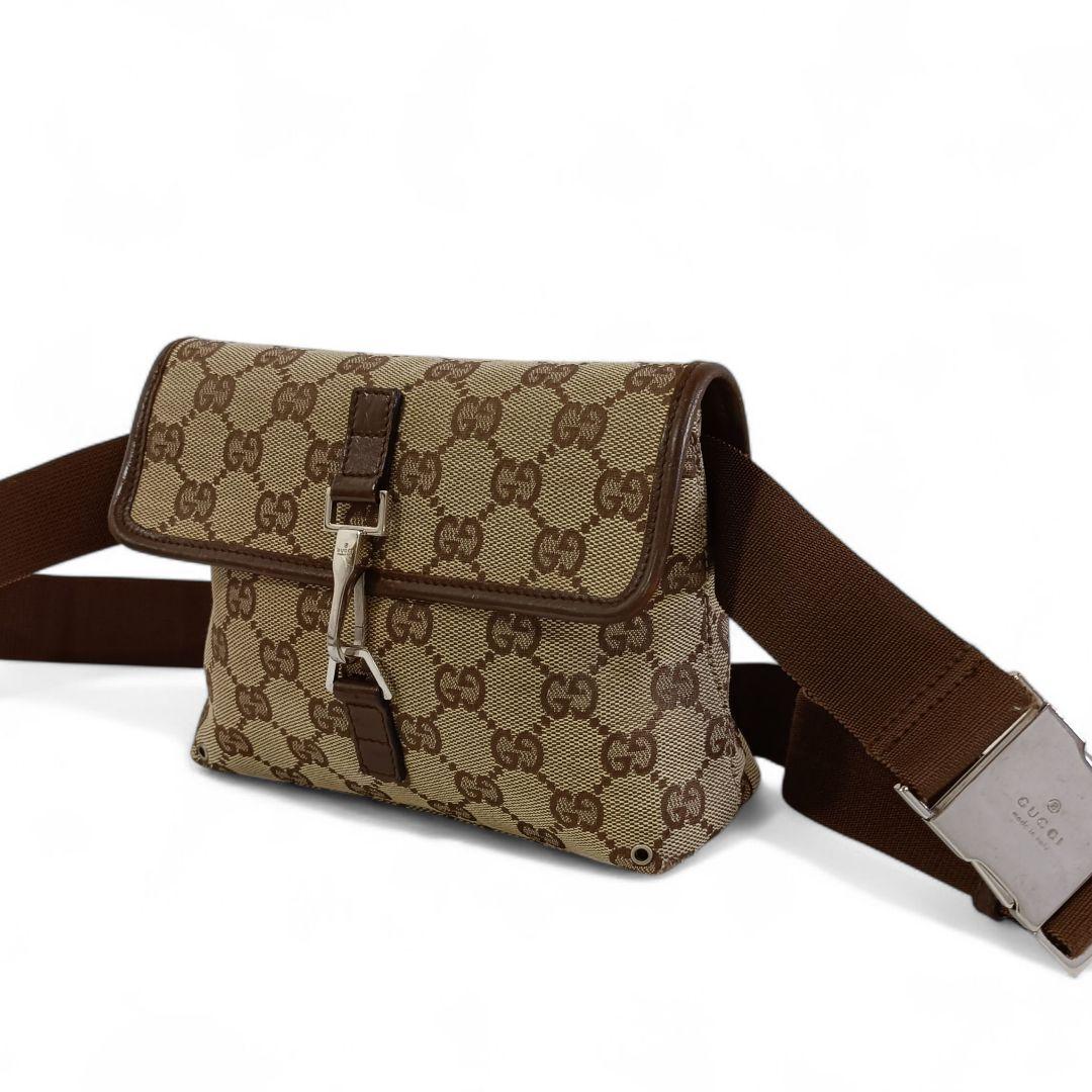 美品 正規品 GUCCI グッチ ボディバッグ ウエストポーチ GGキャンバス