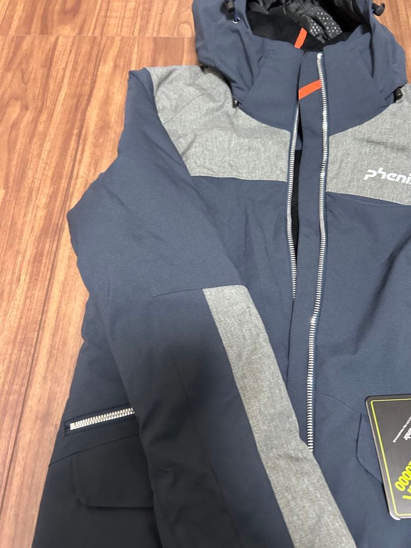 新品PHENIX フェニックス　レディース スキーウェア　スノーボードウェア　S