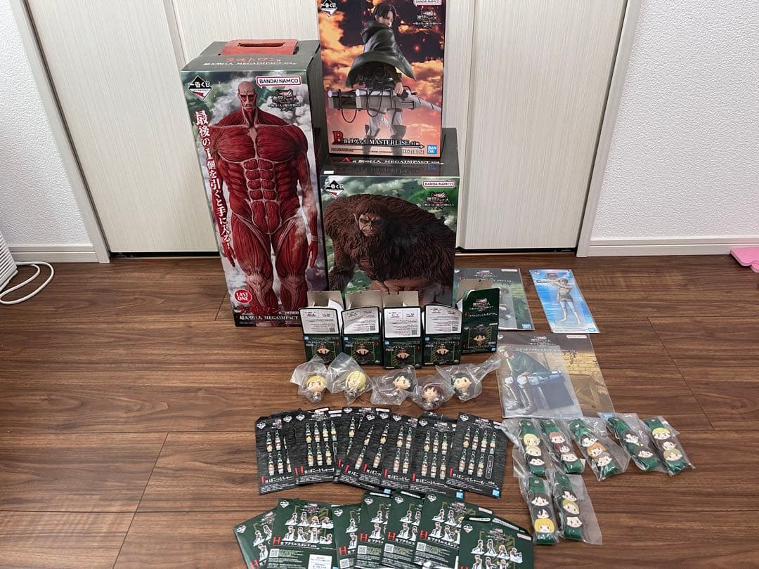進撃の巨人 一番くじ フィギュアセット 未開封　オマケ多数