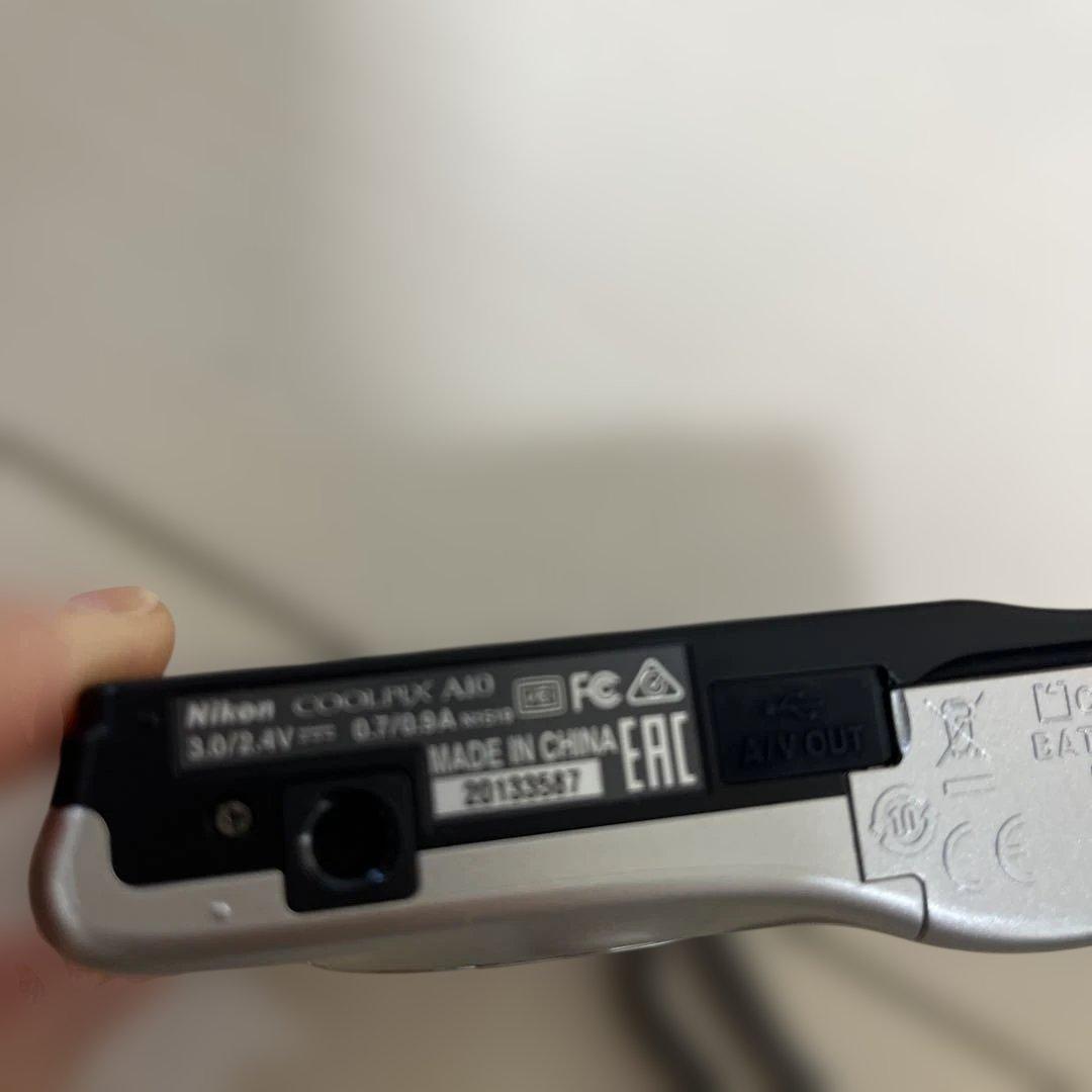 て*す様 Nikon COOLPIX A10 シルバー