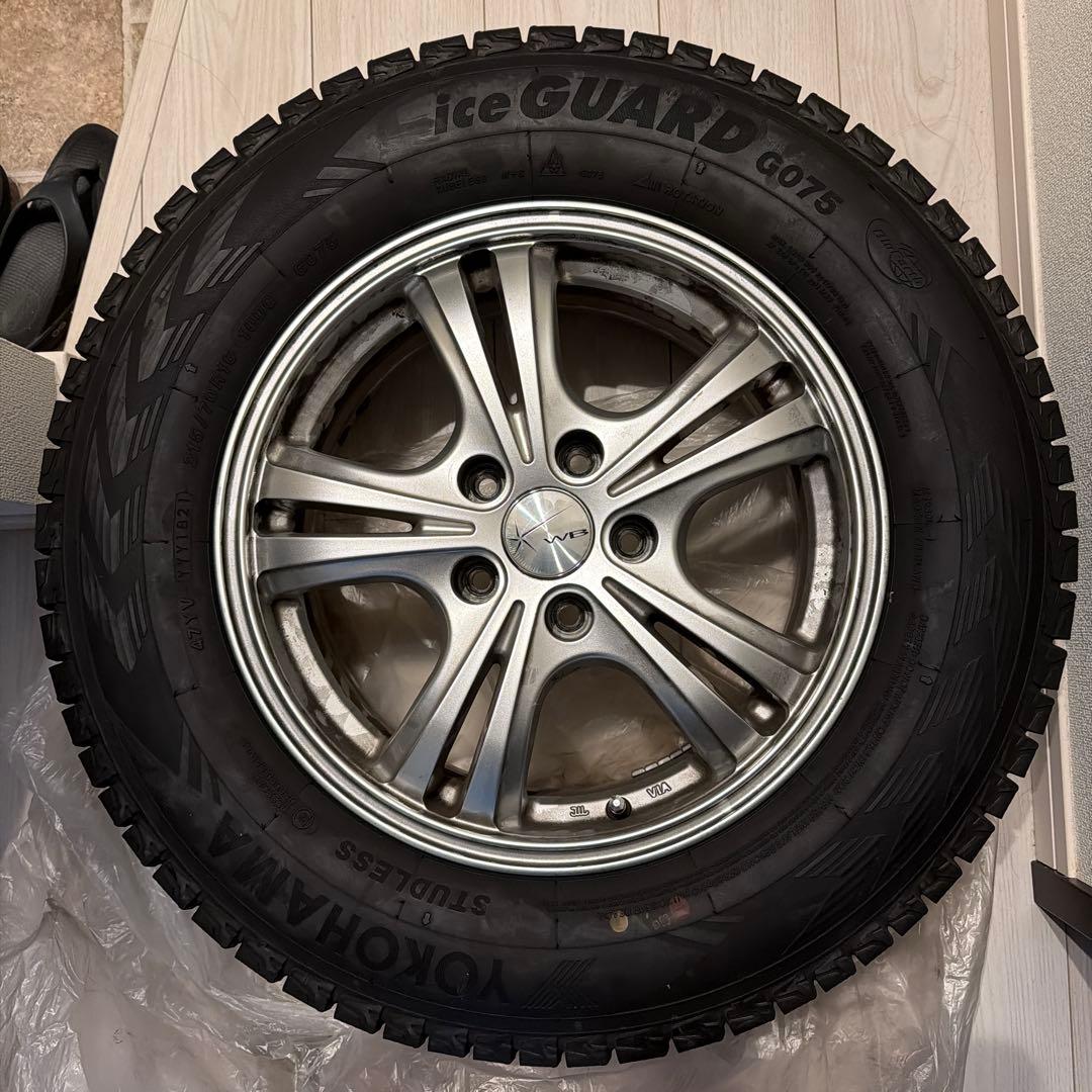 ヨコハマ ice GUARD G075 215/70R16 4本セット