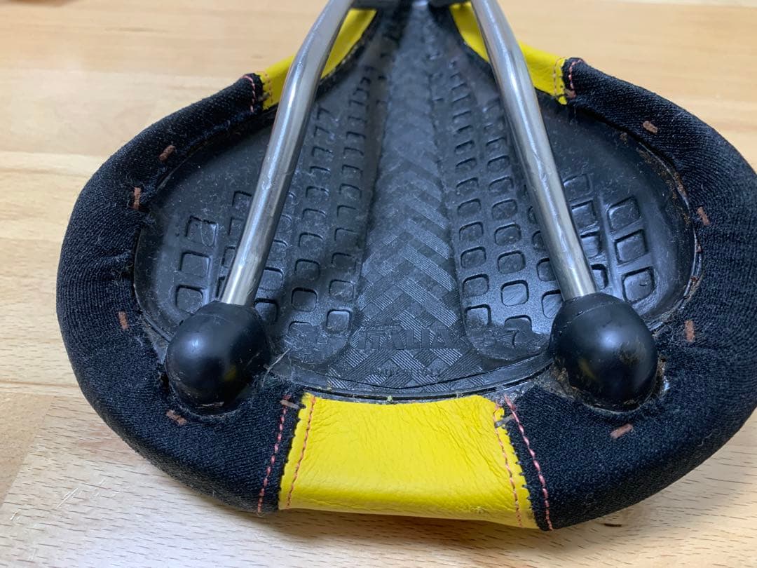 Selle Italia Flite サドル イエロー/ブラック