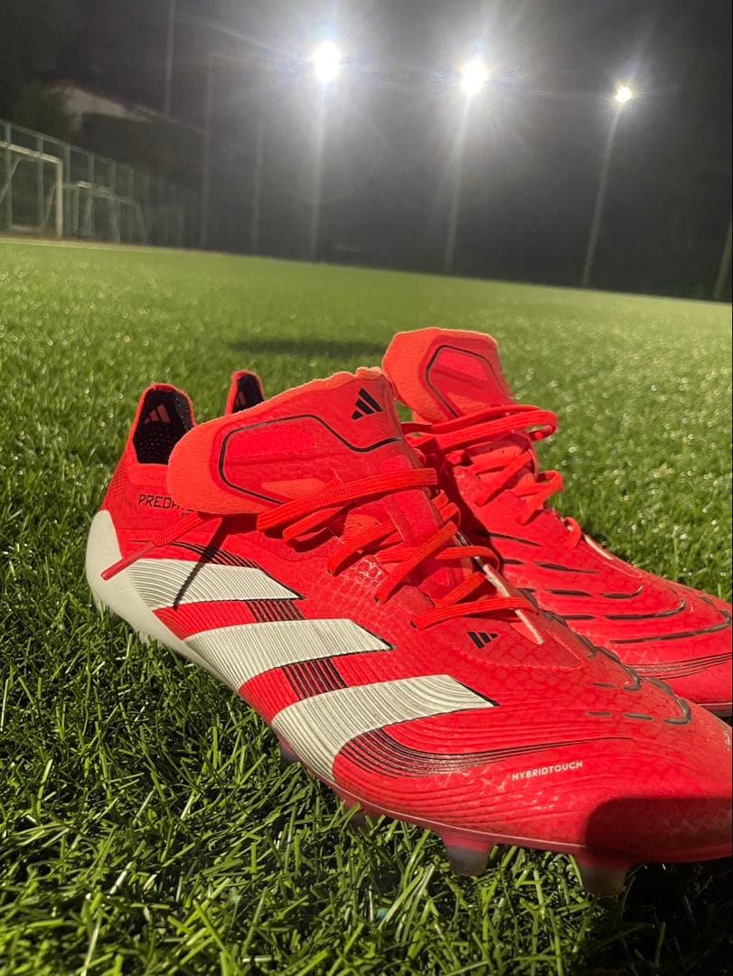 サッカー　スパイク　プレデター　エリート　AG 28.5