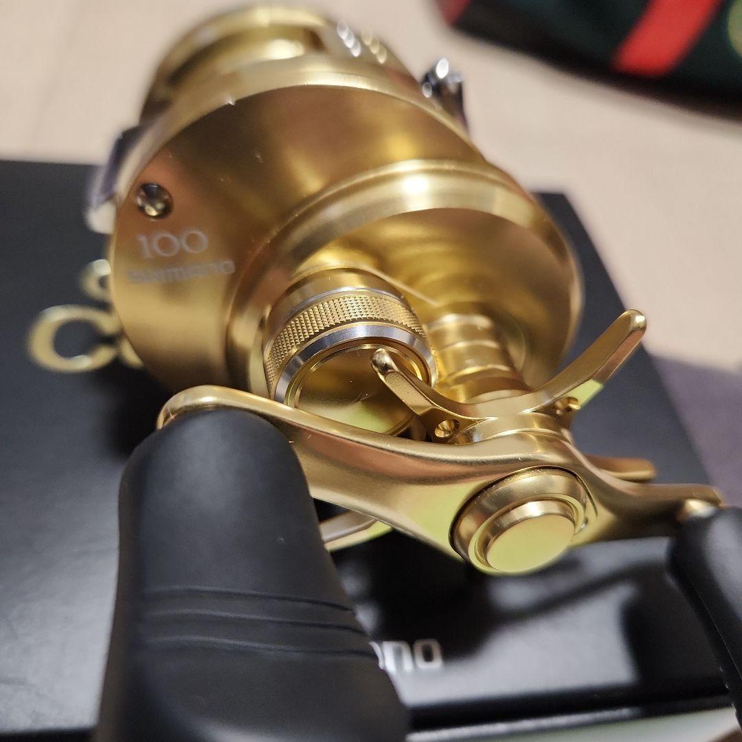 シマノ 14カルカッタコンクエスト100 中古品