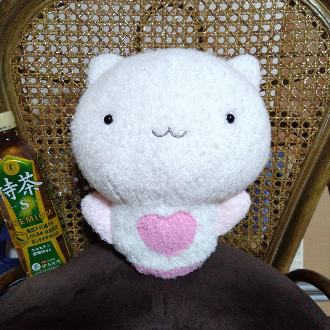 【桃】クリオネぬいぐるみ