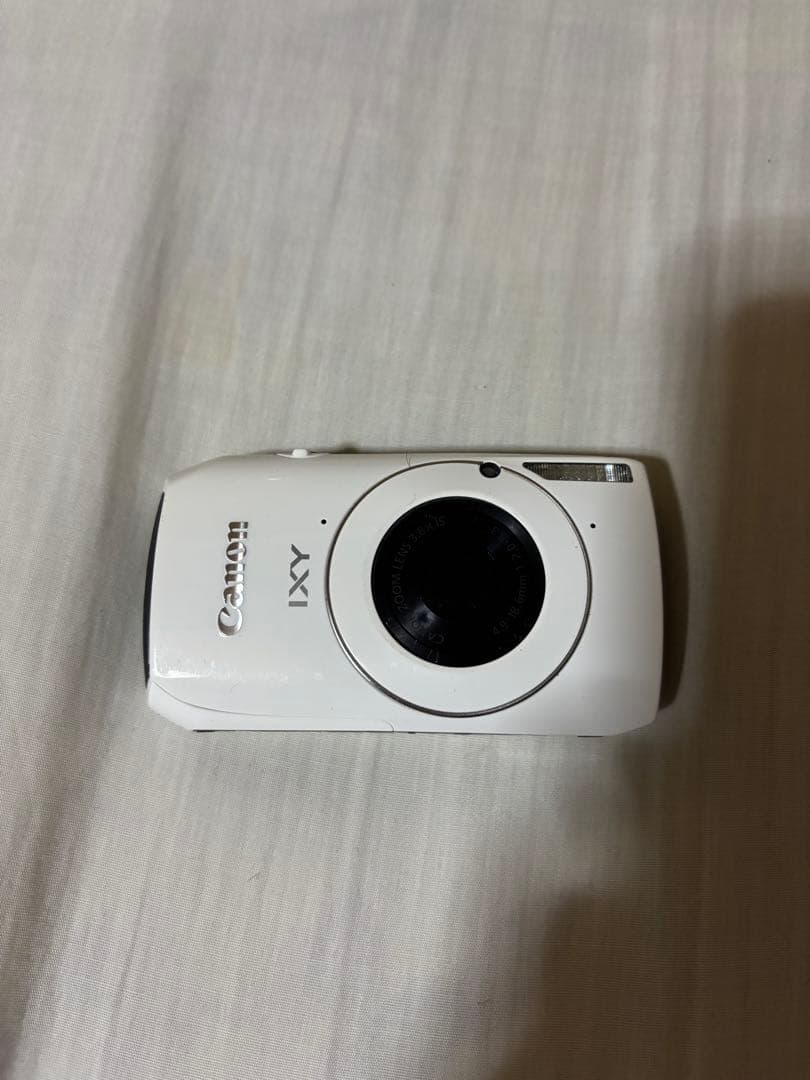 Canon IXY 30s ホワイト コンパクトデジタルカメラ ジャンク品