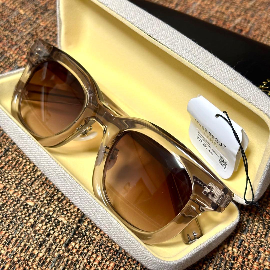 Zoff｜UNITED ARROWS DERSS UP サングラス ベージュ