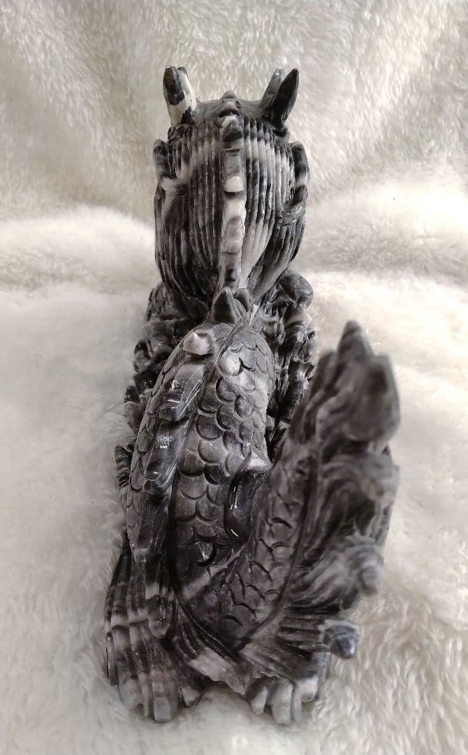 大理石ドラゴンの彫刻置物
