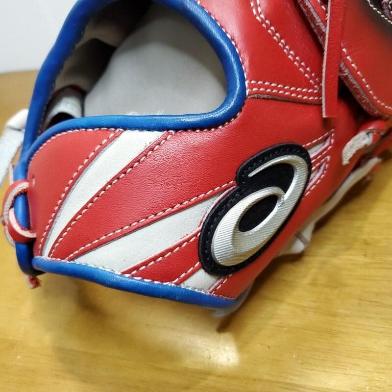 アシックス ダルビッシュ有モデル ライオン ゴールドステージ 美品 軟式グローブ