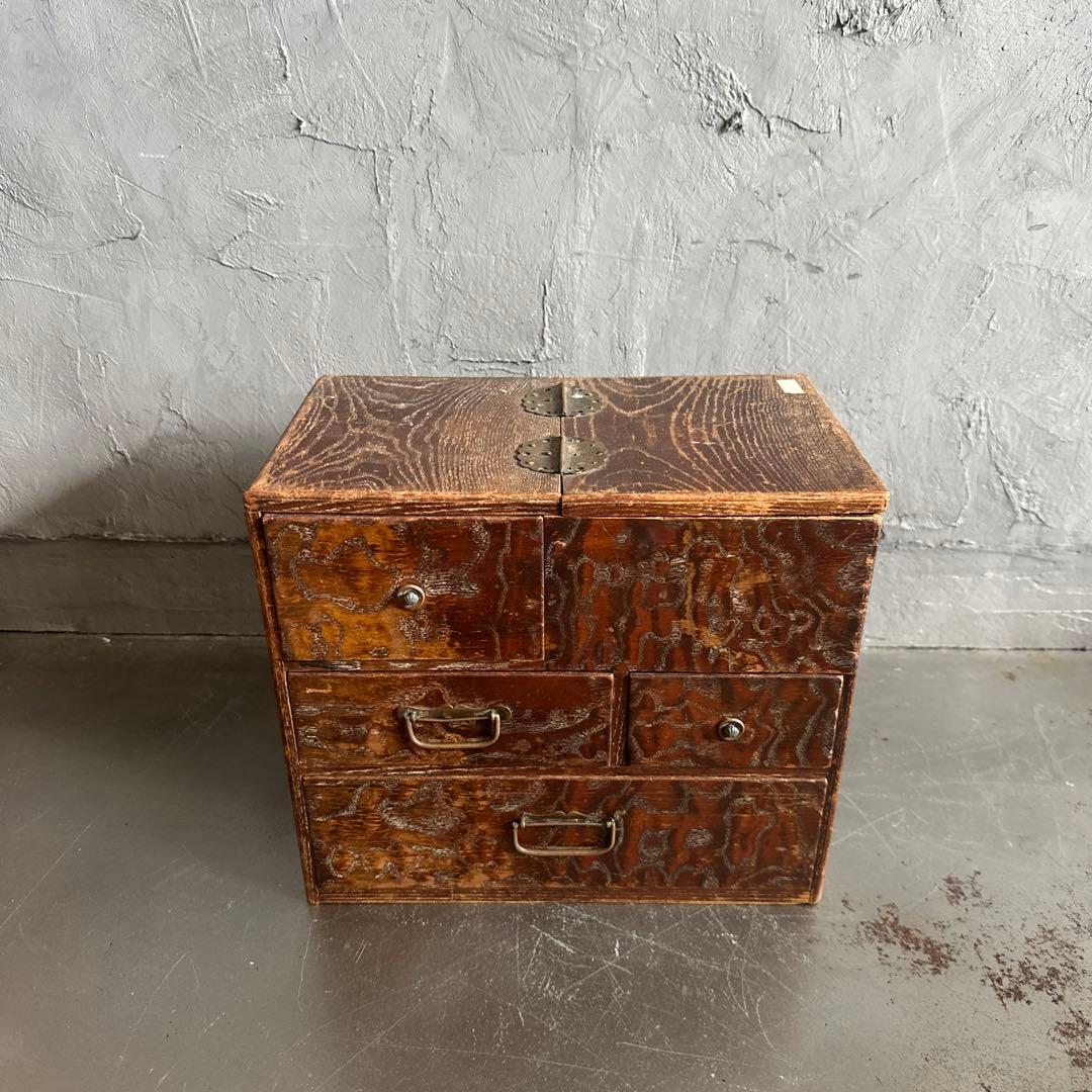 とても味のある裁縫箱ヴィンテージ　木製箪笥 収納に！