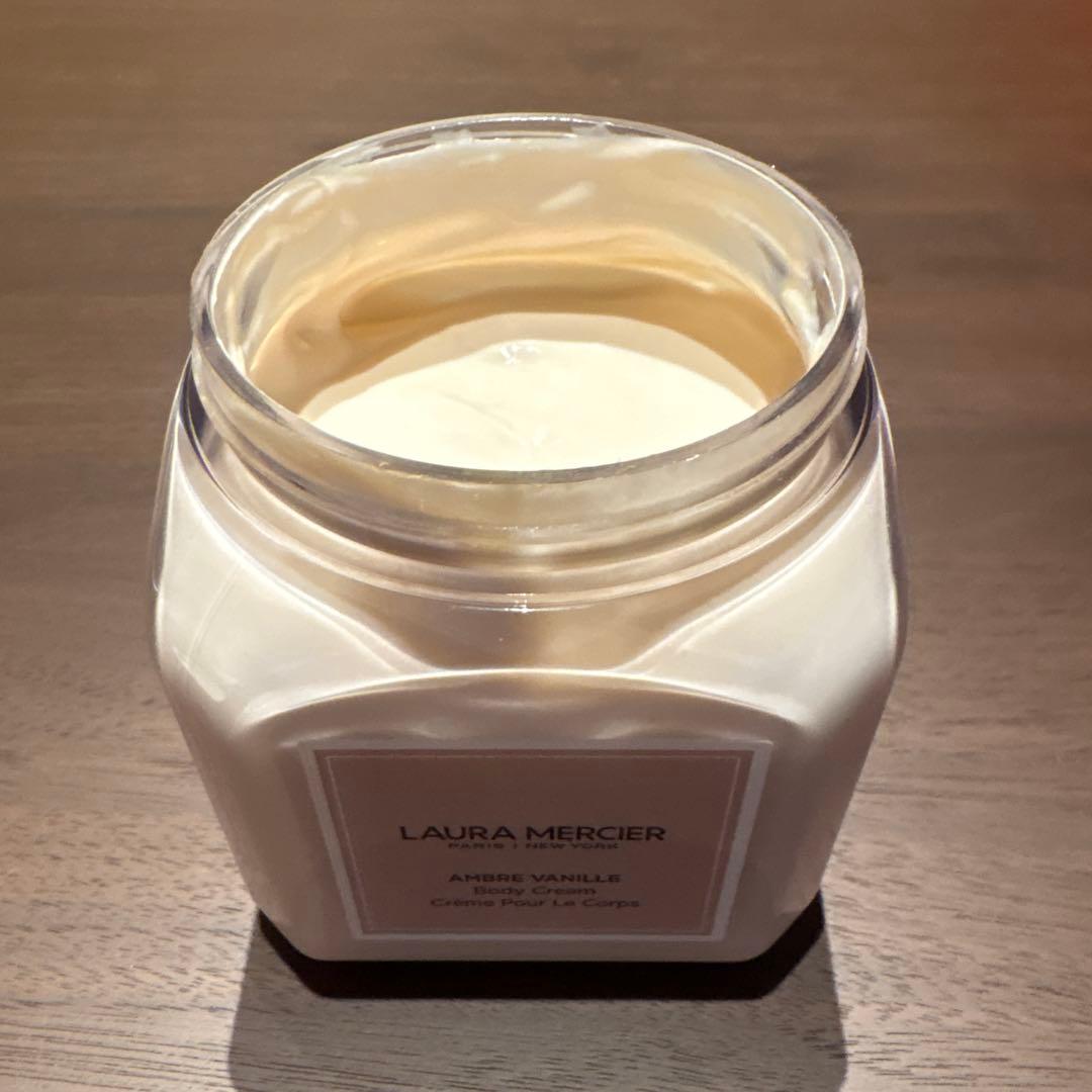 お*う様 LAURA MERCIER アンバーバニラ ボディクリーム 340g