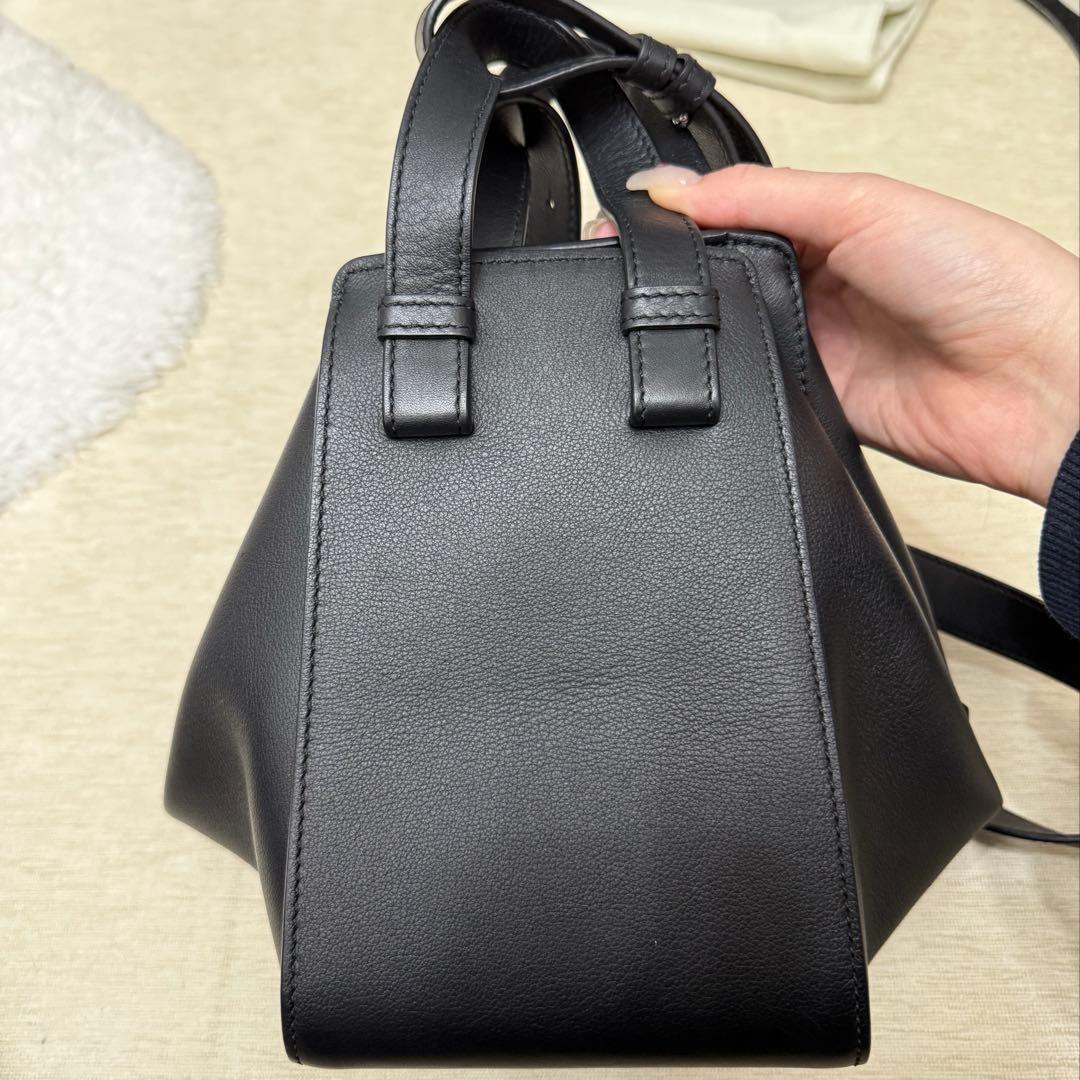 LOEWE ハンモックバッグ コンパクト