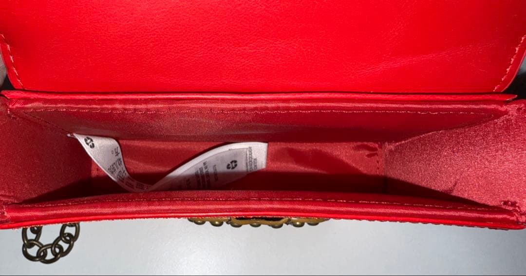 ディズニー ディセンダント イヴィ ショルダーバッグ 心臓箱