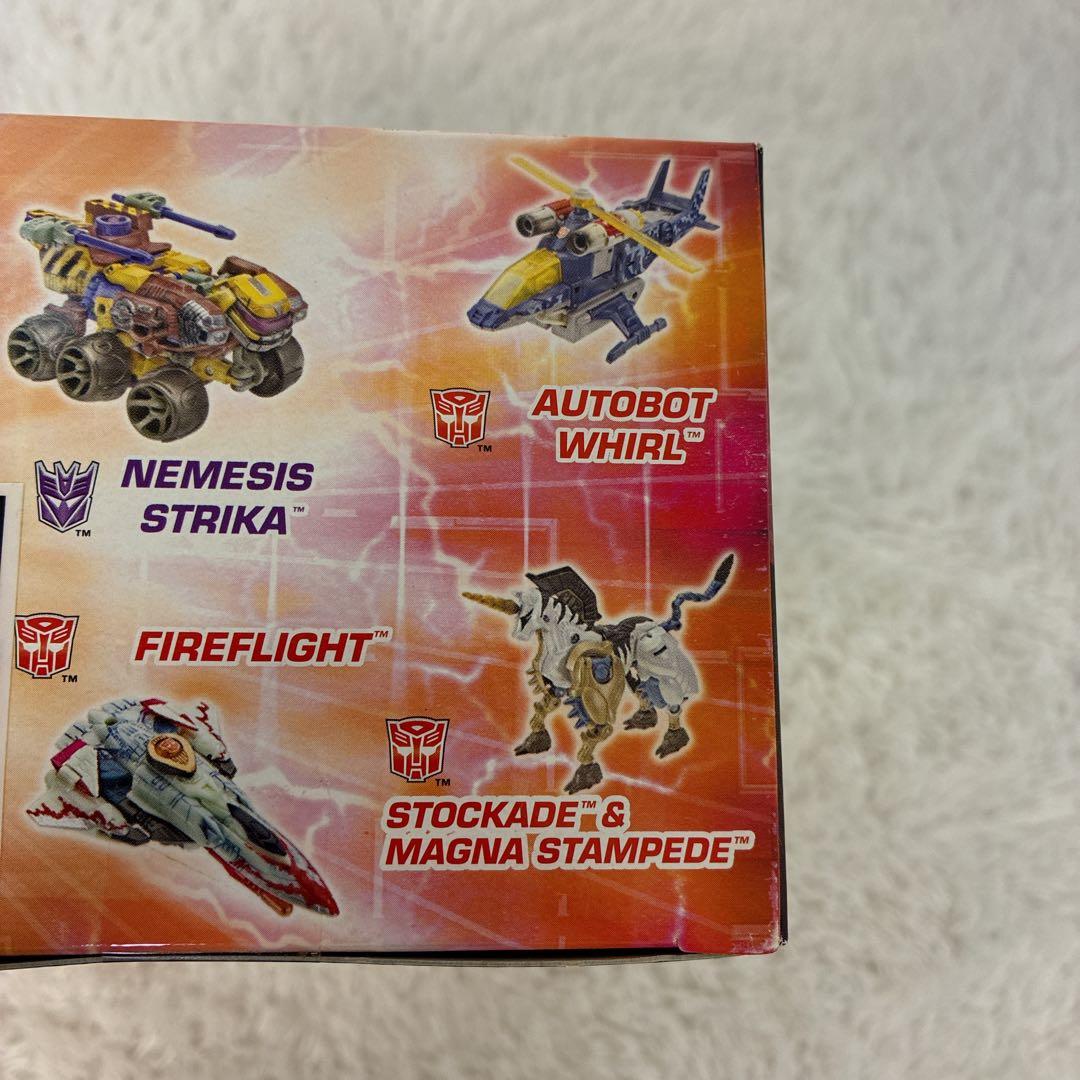 【新品未開封/入手困難】 トランスフォーマー ユニバース ネメシスプライム