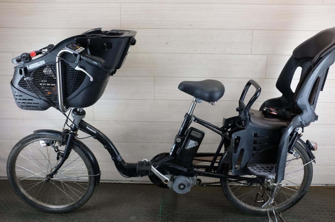 A*p様 パナソニック ギュット　20インチ　3段　6.6Ah（5点灯）充電器あ